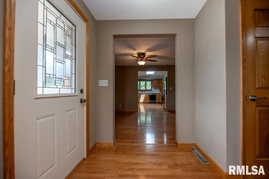 1412 N 4th Street, Pekin, IL 61554 - #3
