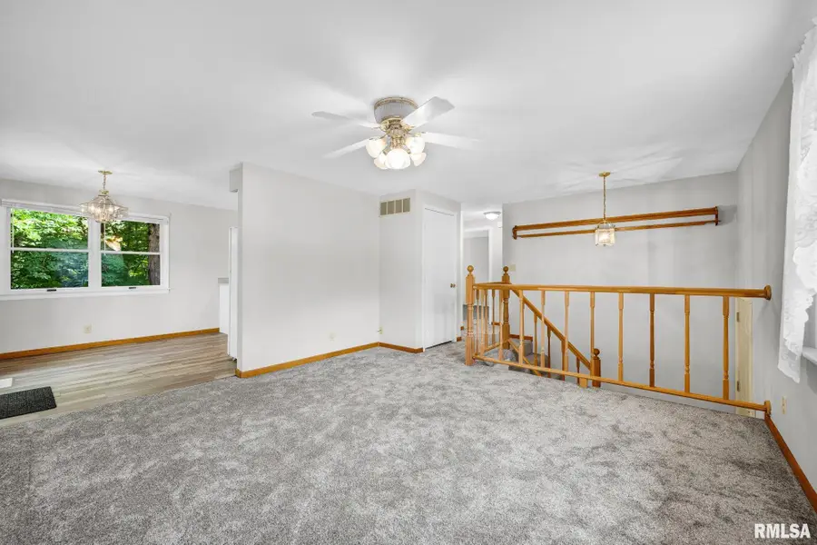 312 Season Drive, East Peoria, IL 61611 - #3
