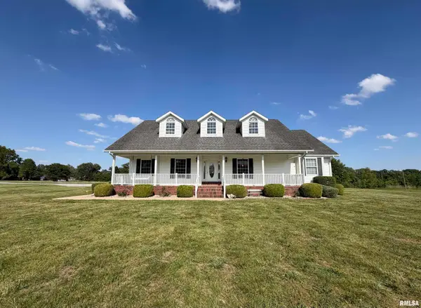 4424 Pacific Drive, West Frankfort, IL 62896