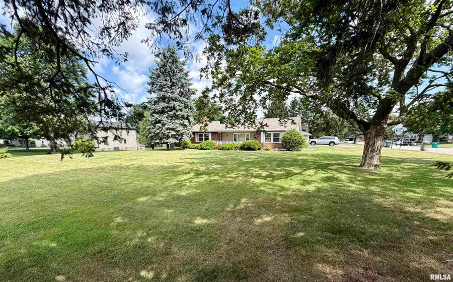 1797 S Lake Storey Road, Galesburg, IL 61401 - #3