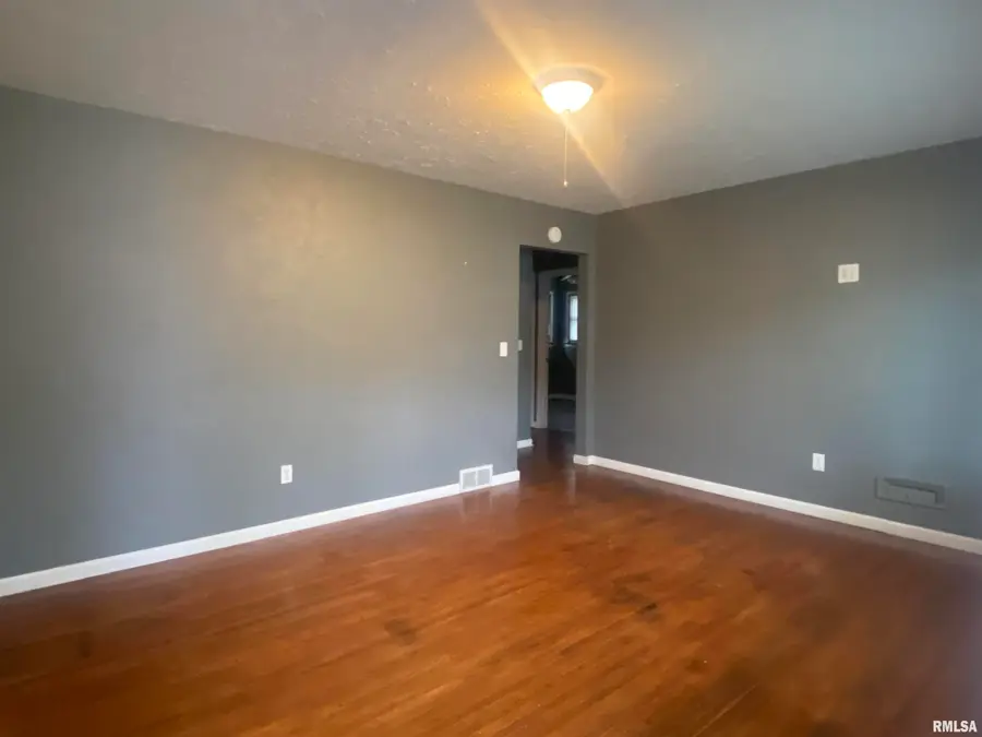 2240 N Sheridan Road, Peoria, IL 61604 - #2