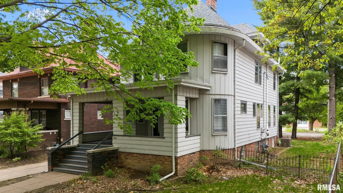1507 W Barker Avenue, Peoria, IL 61606 - #1