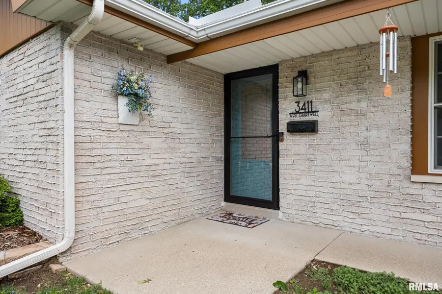 3411 Chartwell Street, Peoria, IL 61614 - #3