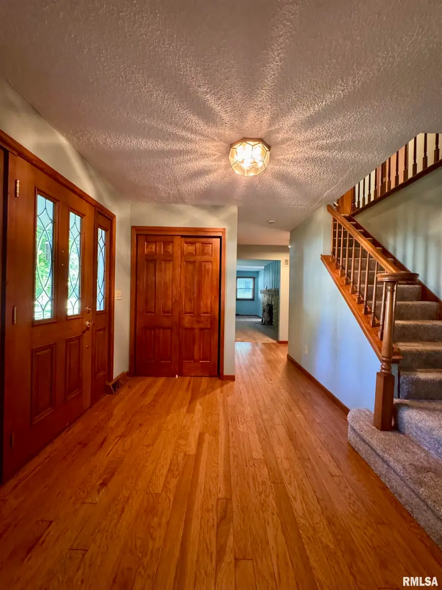 19 Hickory Bow, Macomb, IL 61455 - #3