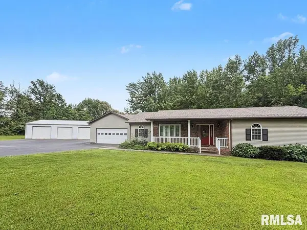 206 Bryant Road, Harrisburg, IL 62946