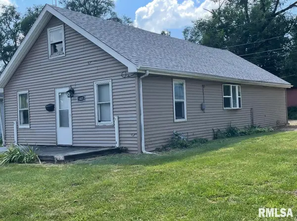 1401 S 14th Street, Pekin, IL 61554