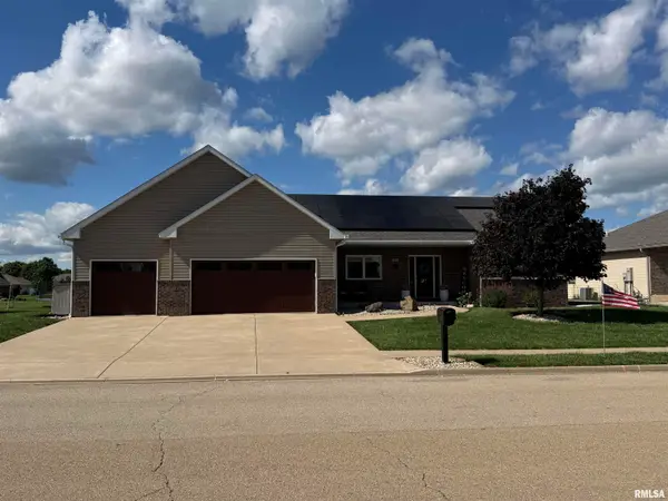 125 W Margarete Street, Tremont, IL 61568