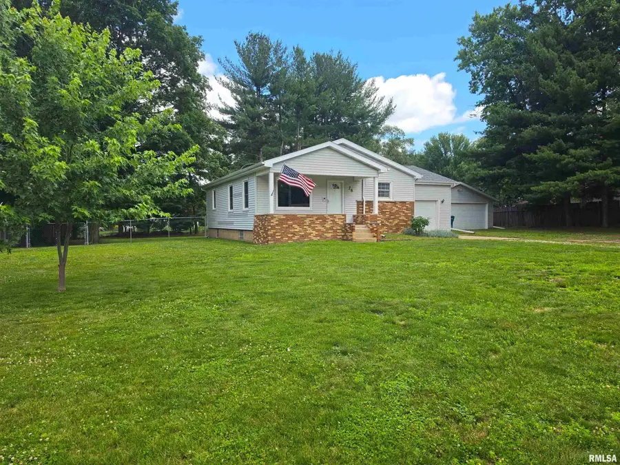 78 S Riverview Drive, East Peoria, IL 61611 - #2