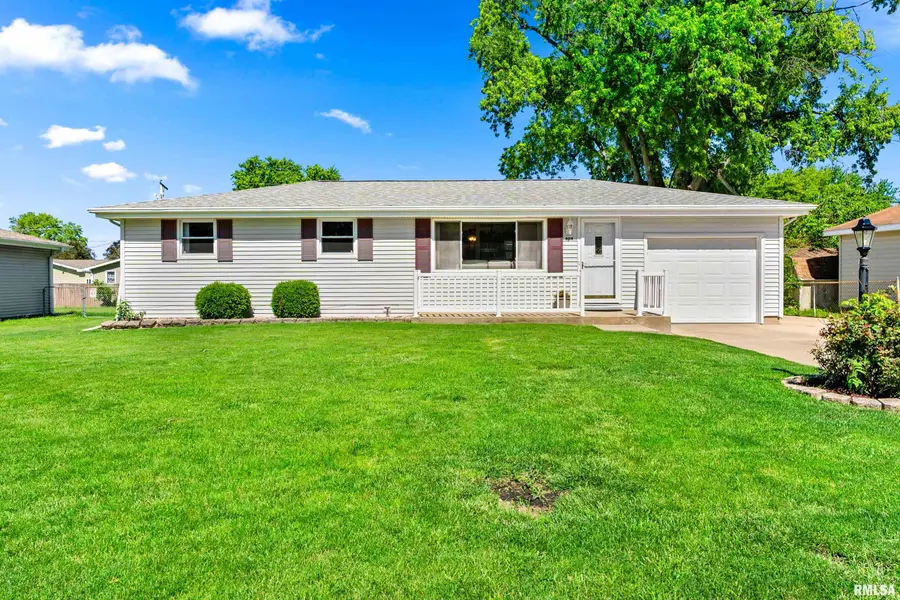604 Whippoorwill Drive, Washington, IL 61571 - #2