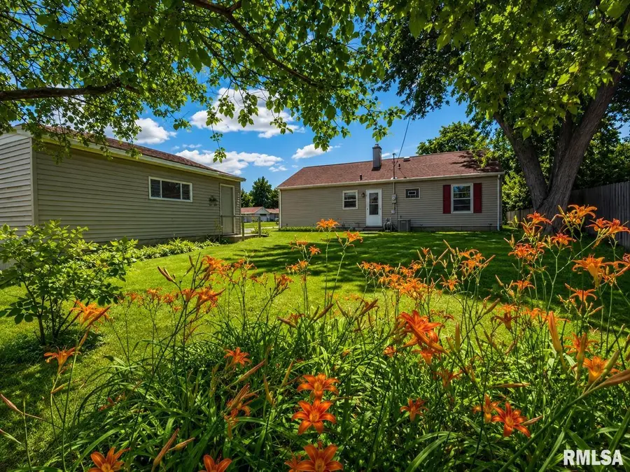 623 Shoshone Road, Peoria, IL 61614 - #3