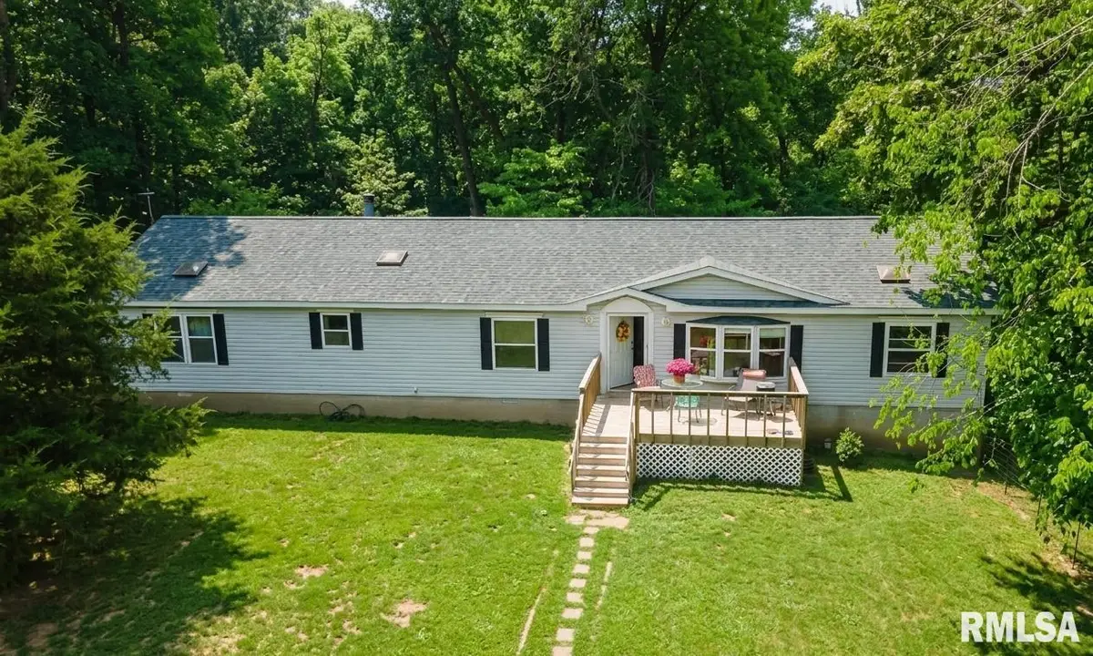 375 Lakota Way, Carbondale, IL 62901 - #1