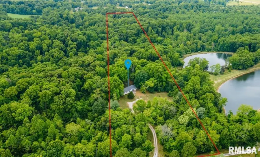 375 Lakota Way, Carbondale, IL 62901 - #3