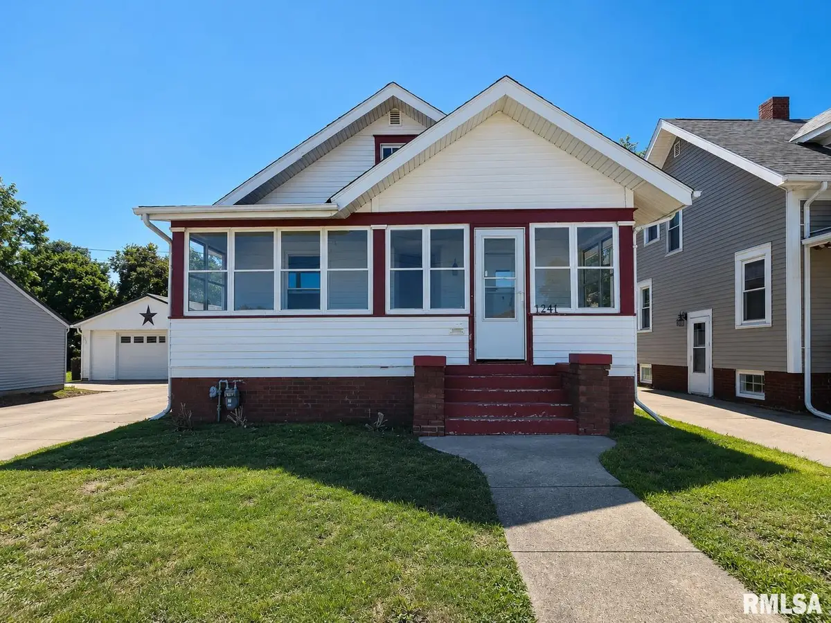 1247 Willard Street, Galesburg, IL 61401 - #1