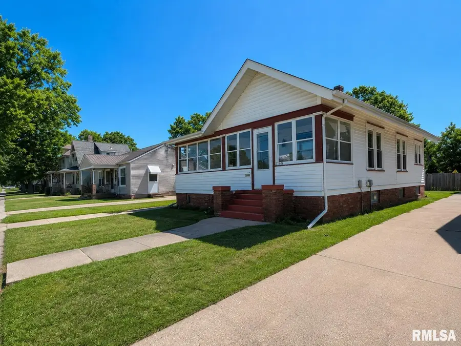 1247 Willard Street, Galesburg, IL 61401 - #2