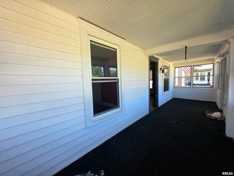 1247 Willard Street, Galesburg, IL 61401 - #3