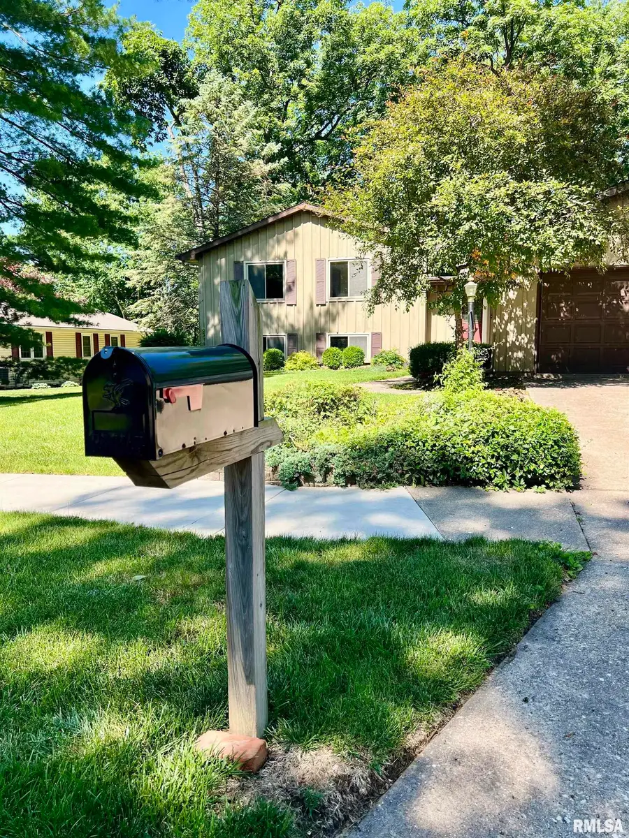 6307 N Post Oak Road, Peoria, IL 61615 - #2