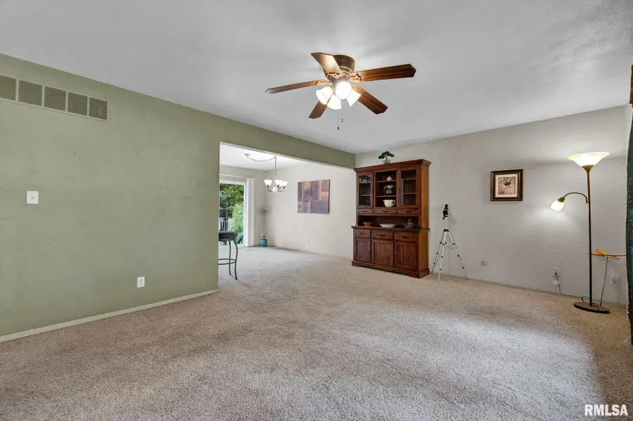 760 E Poplet Hollow Road, Peoria, IL 61615 - #3