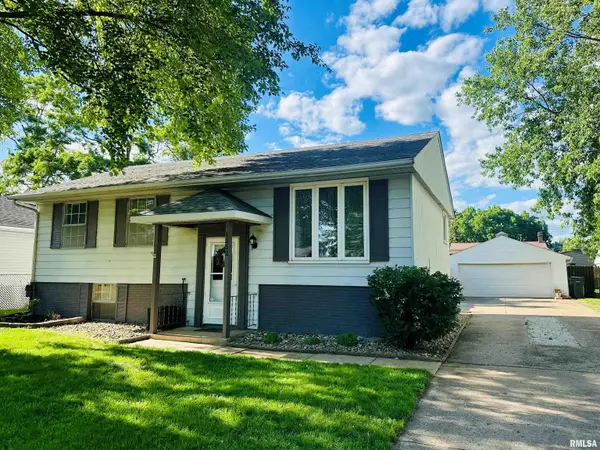 1352 Georgeanne Drive, Pekin, IL 61554