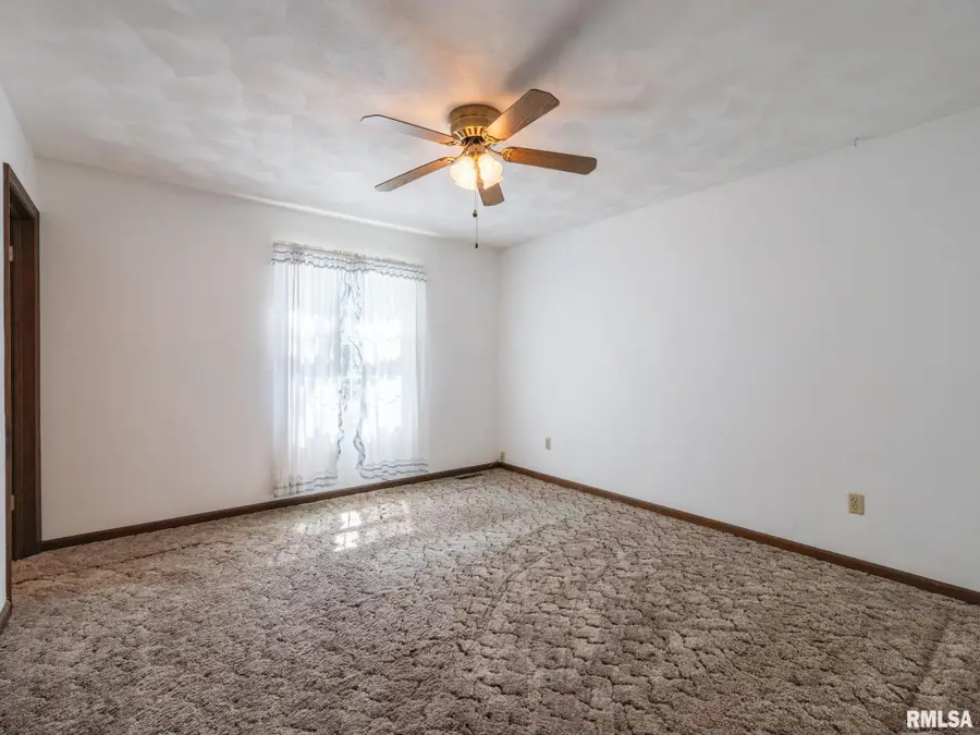 13426 Bayberry Court, Chillicothe, IL 61523 - #2