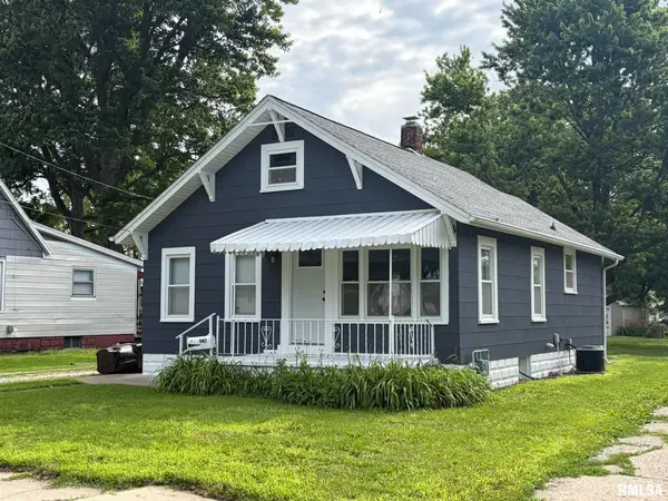 945 N 5th Avenue, Canton, IL 61520