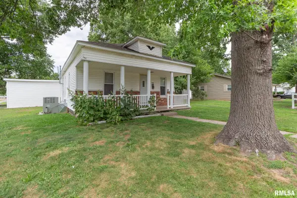 1308 W Walnut Street, Marion, IL 62959