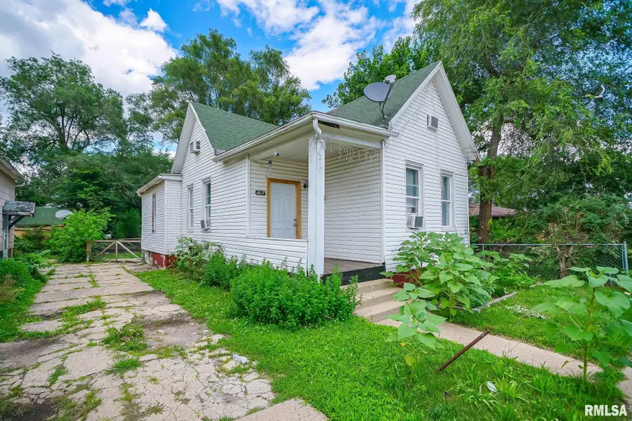 1617 W Lincoln Avenue, Peoria, IL 61605 - #2