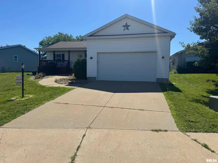221 N Columbus Road, North Pekin, IL 61554 - #2