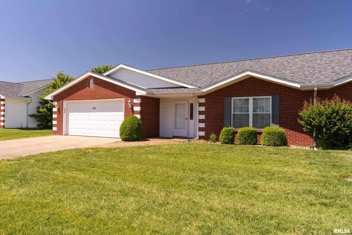 3206 Cherokee Drive, Marion, IL 62959 - #1