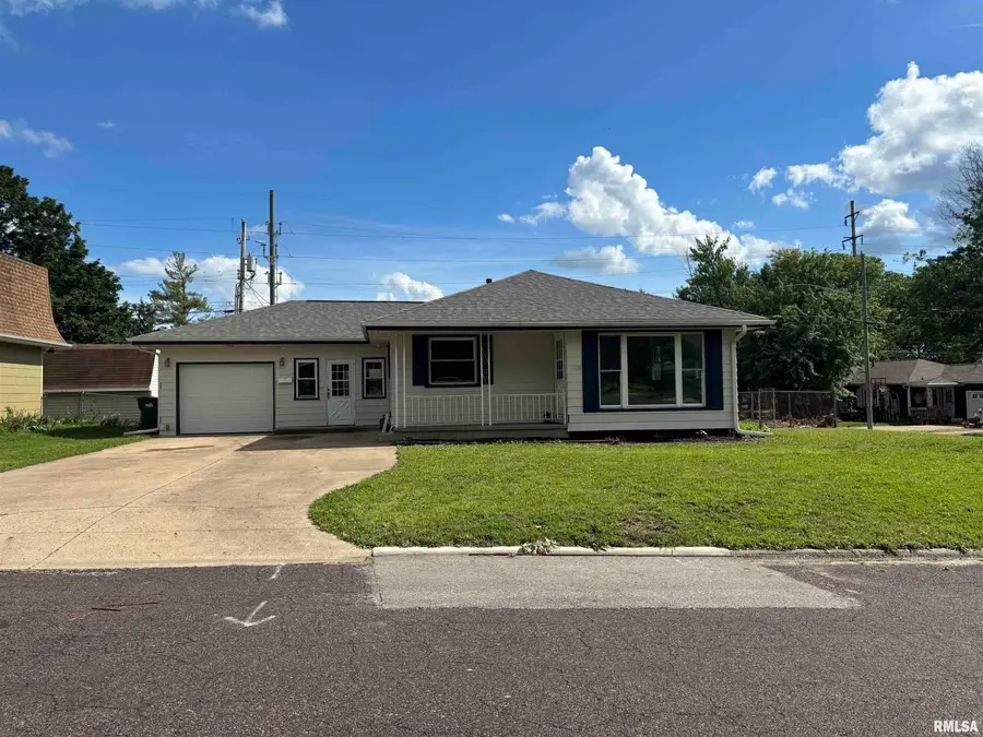1300 Jefferson Street, Pekin, IL 61554 - #3
