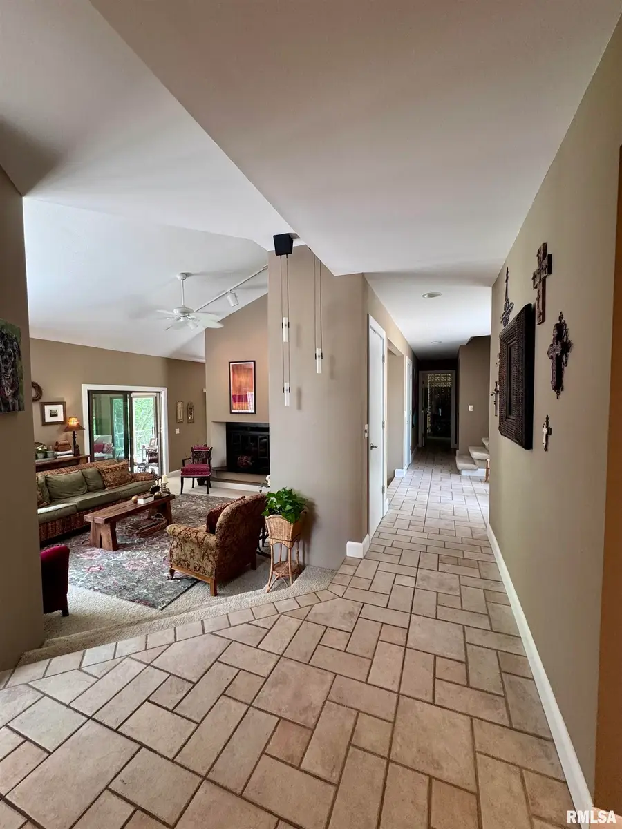 14 Elmo Drive, Macomb, IL 61455 - #3