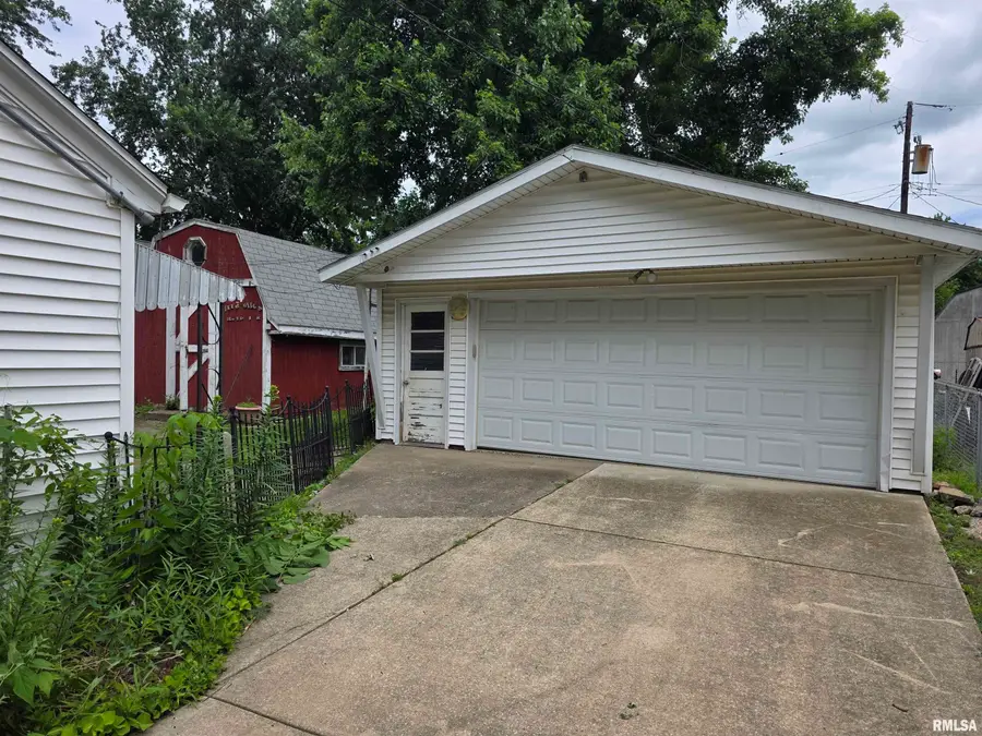 27 Park Drive, North Pekin, IL 61554 - #2