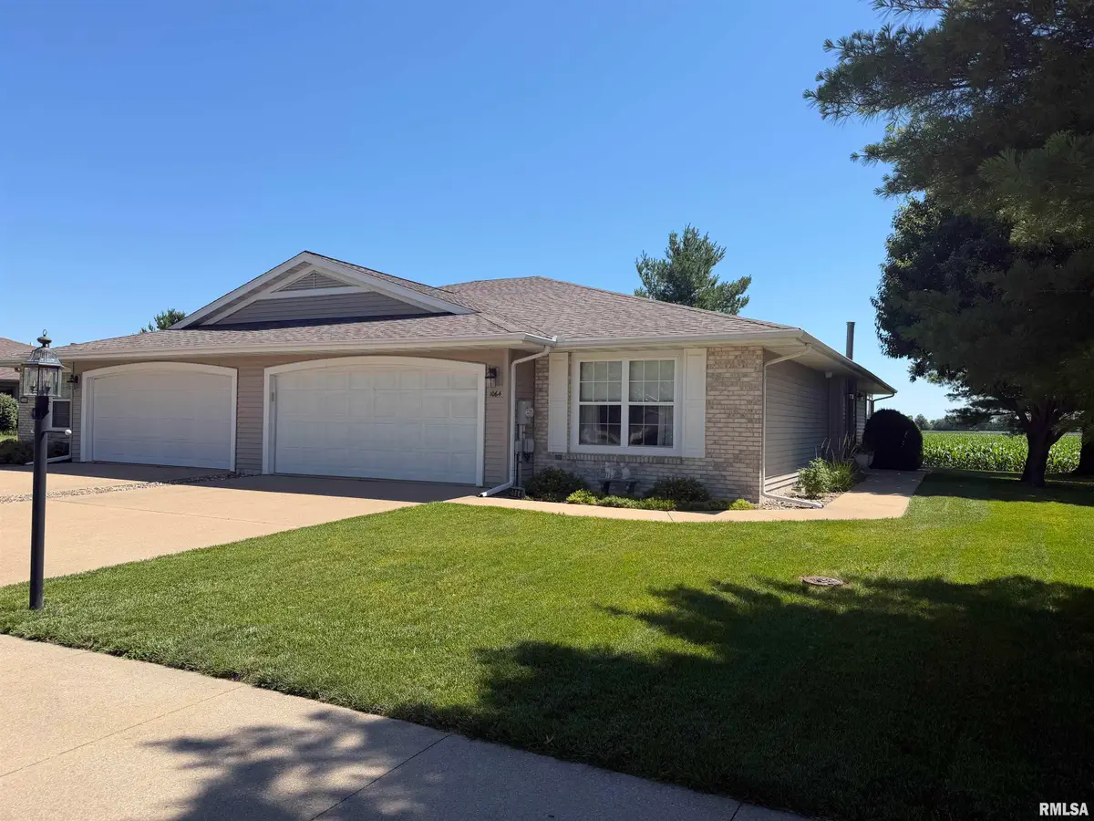 1064 Willow Road, Macomb, IL 61455 - #1