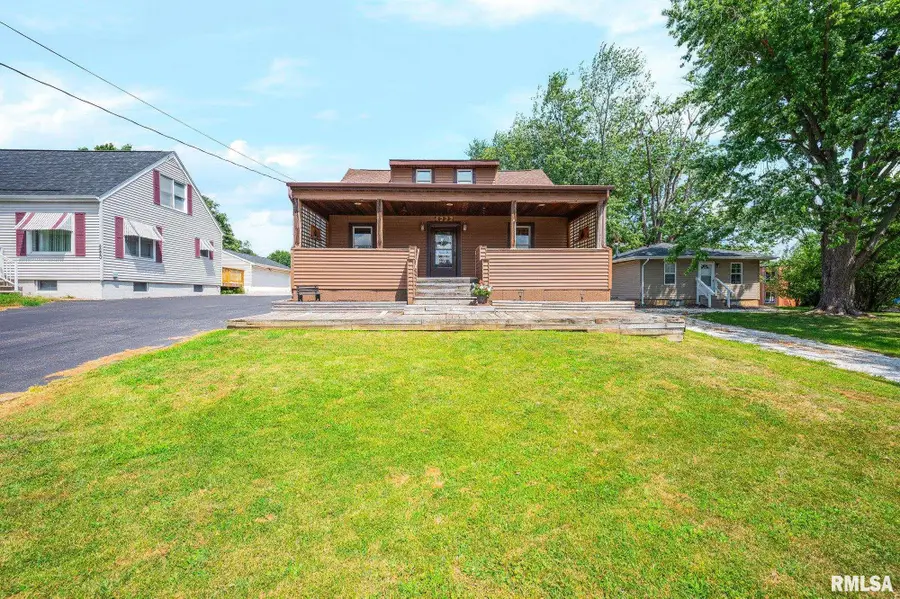 4222 S Lafayette Avenue, Bartonville, IL 61607 - #3