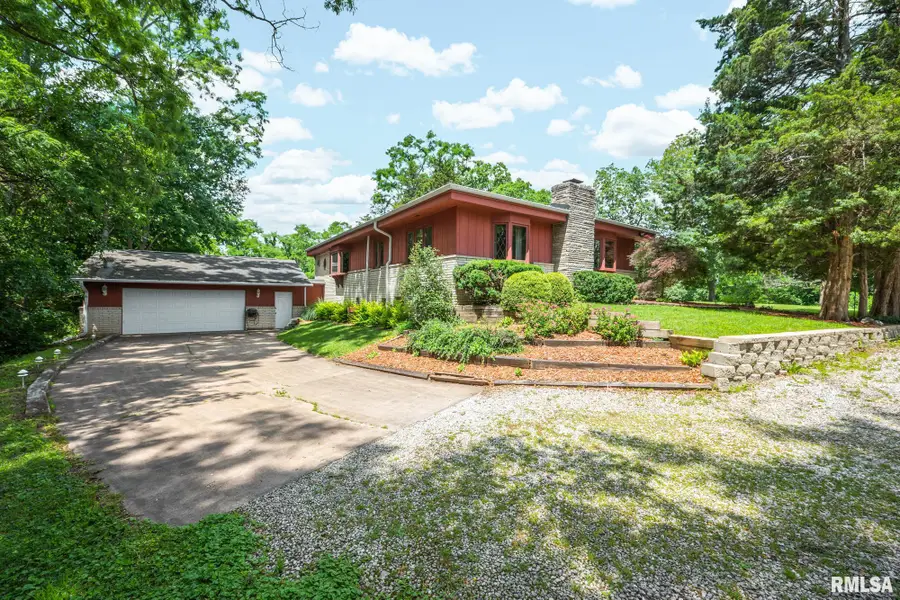 3558 W Queen Ann Court, Peoria, IL 61614 - #2