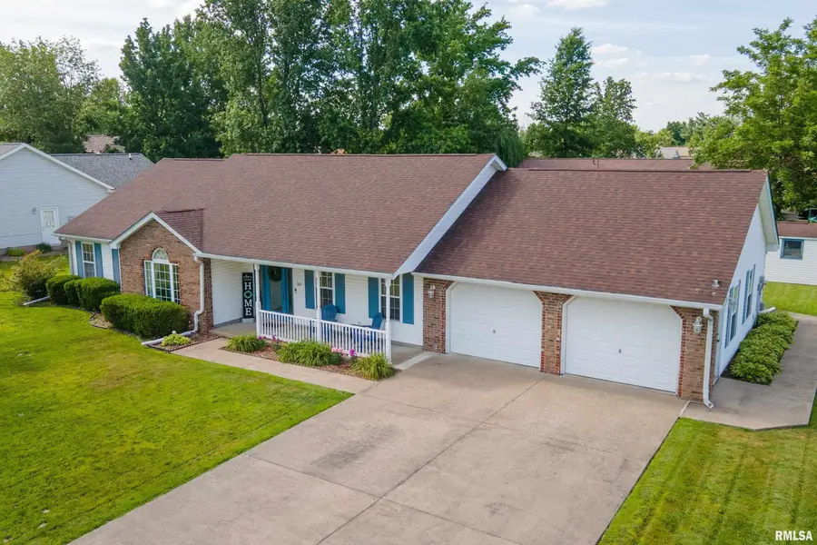 307 Evergreen Trail, Herrin, IL 62948 - #2