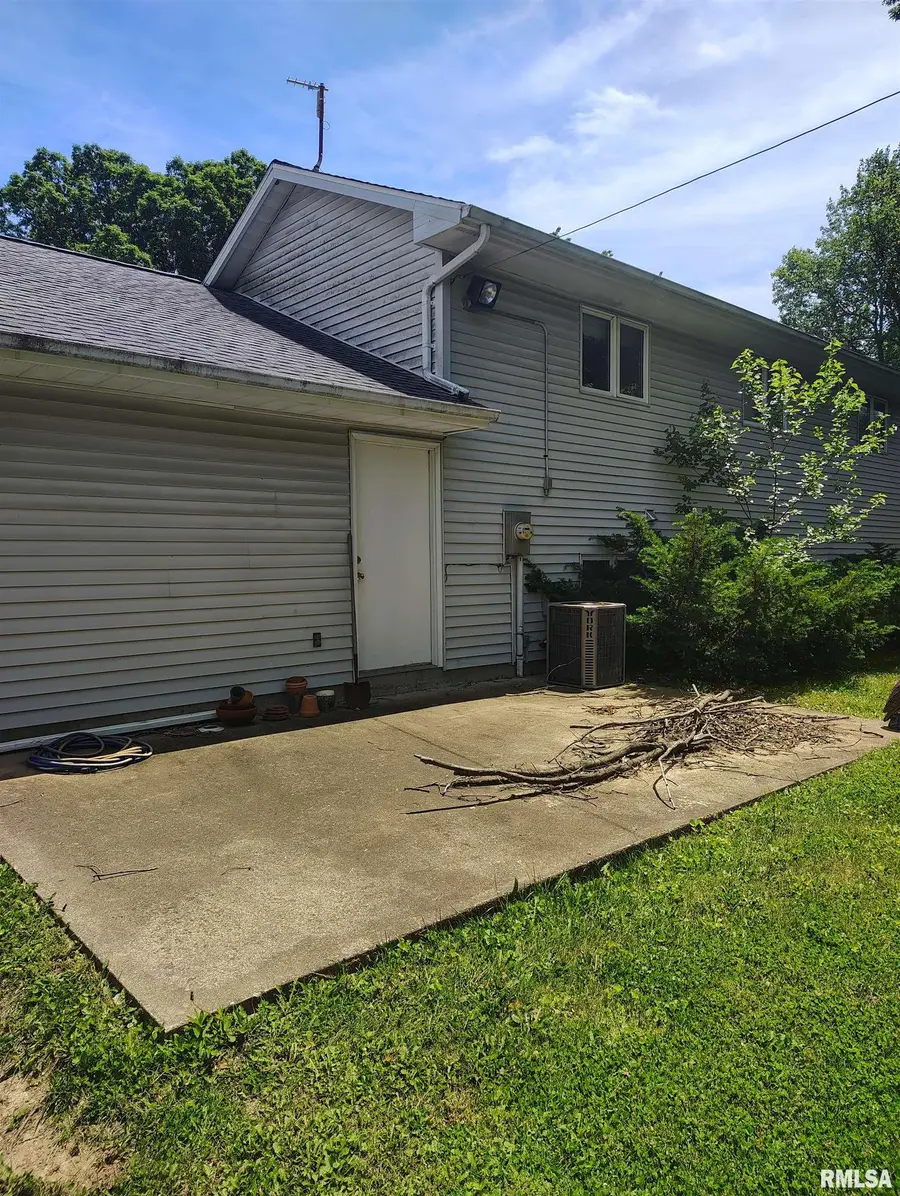 414 Summers Drive, Macomb, IL 61455 - #2