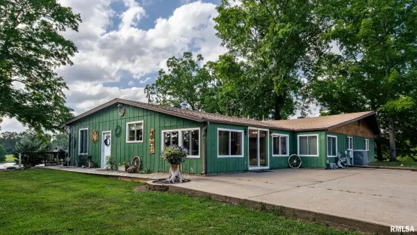 10388 Teal Lake Drive, Marion, IL 62959