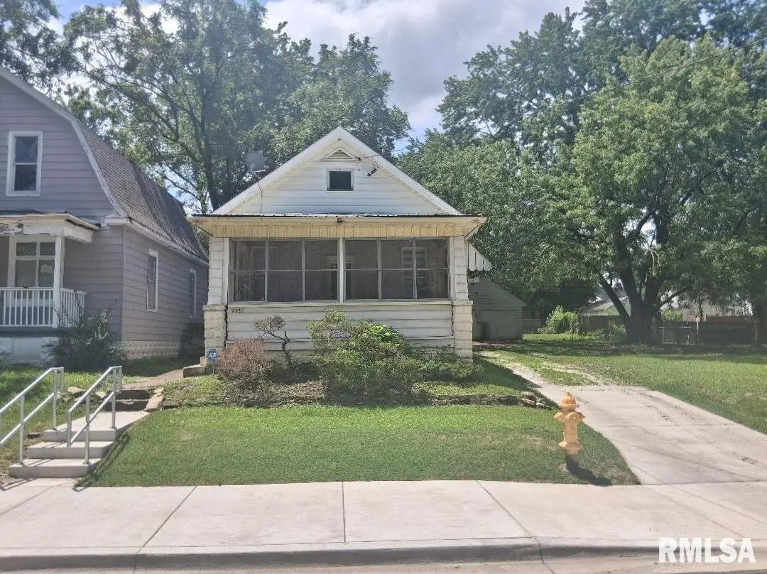 2326 W Wiswall Street, Peoria, IL 61605 - #1