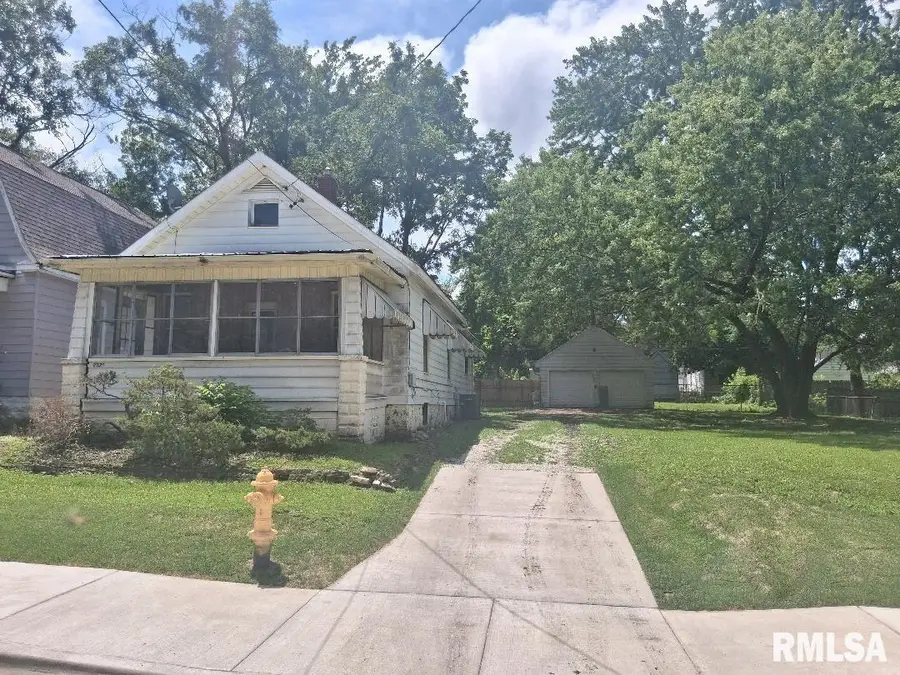 2326 W Wiswall Street, Peoria, IL 61605 - #3