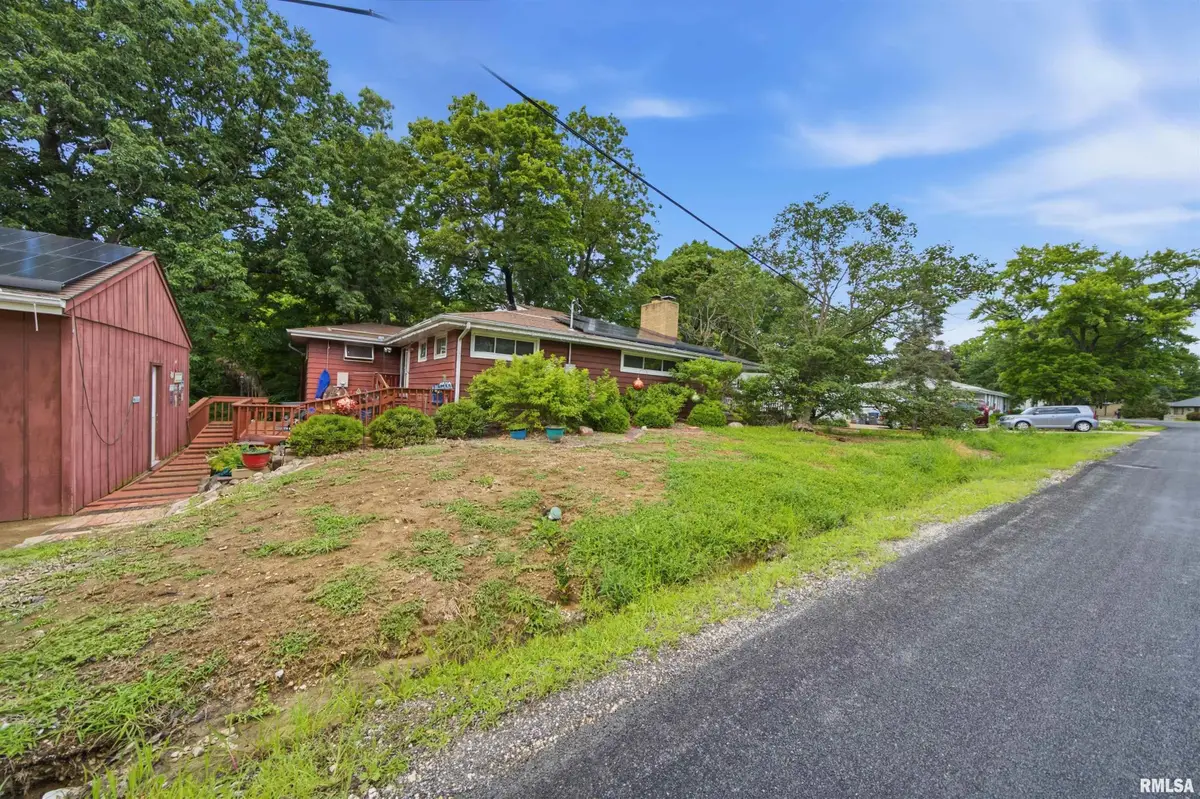 727 Oakwood Road, East Peoria, IL 61611 - #1