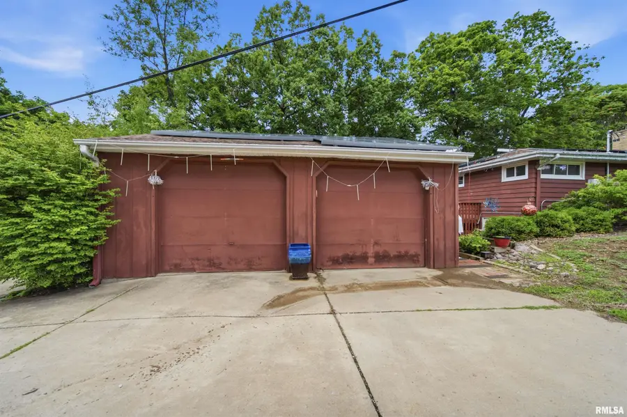 727 Oakwood Road, East Peoria, IL 61611 - #2