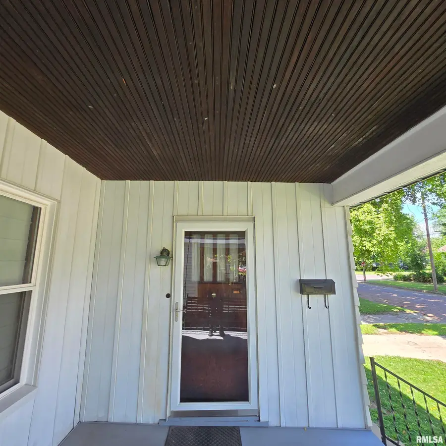 2415 N Central Avenue, Peoria, IL 61603 - #3