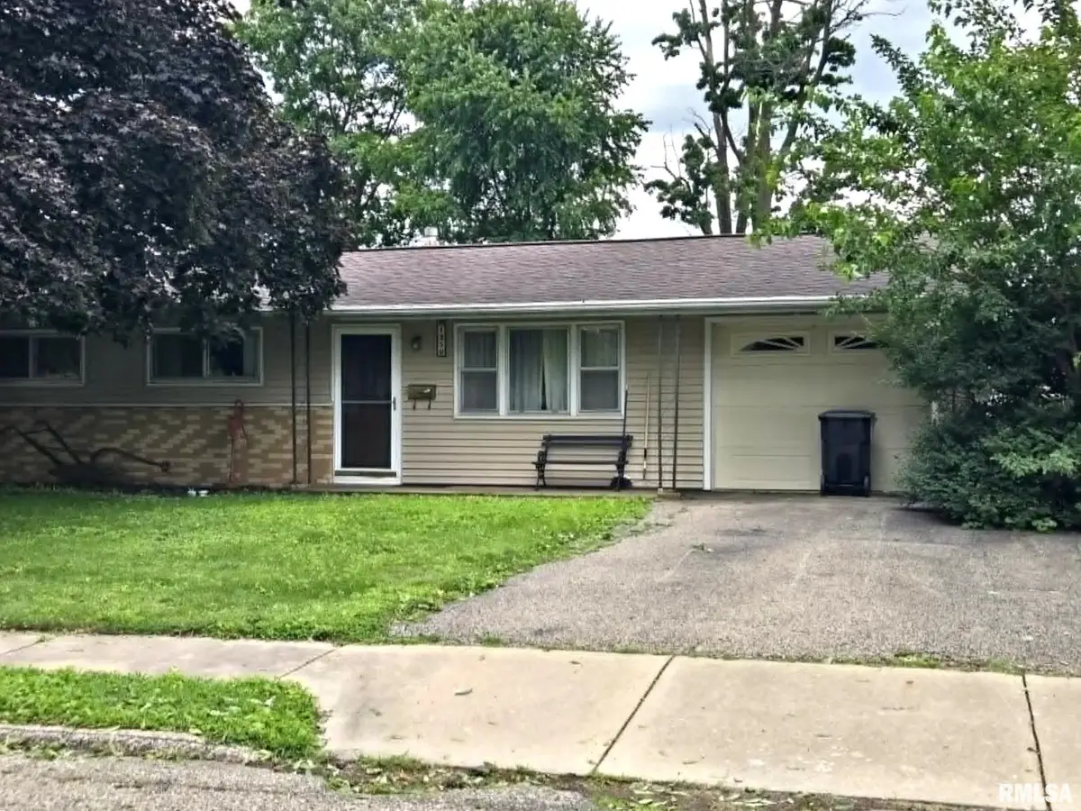 1350 E Elm Street, Canton, IL 61520 - #1