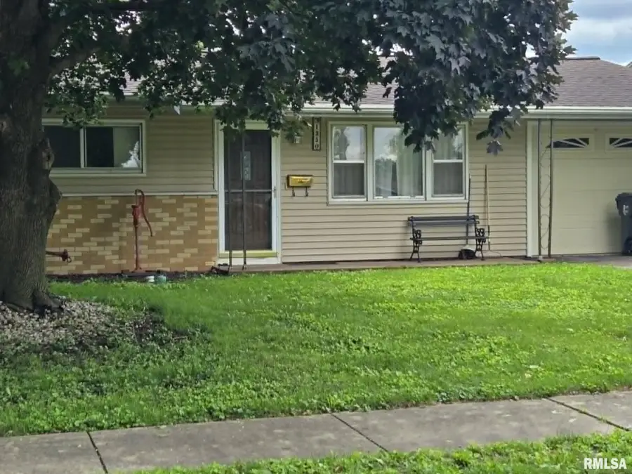 1350 E Elm Street, Canton, IL 61520 - #3