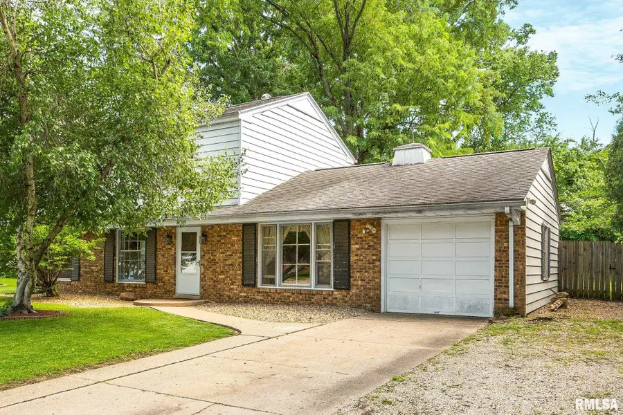 508 W Timber Ridge Drive, Peoria, IL 61615 - #2