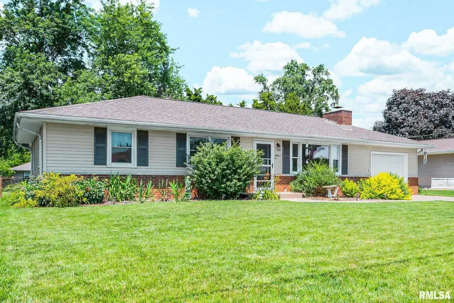 4611 W Crystal Avenue, Bartonville, IL 61607 - #2
