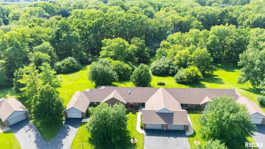 3 Valley High Estates, Pekin, IL 61554 - #3