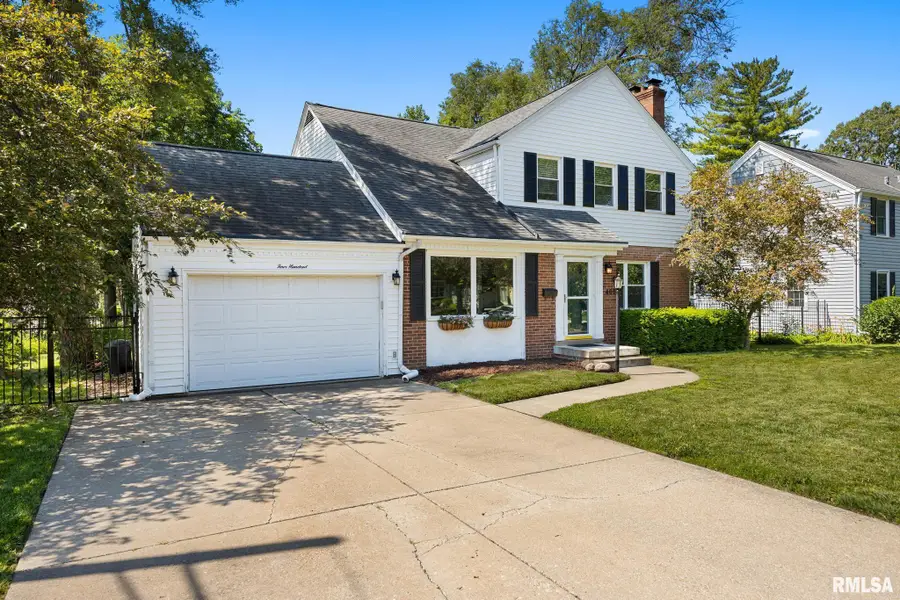 400 W Richwoods Boulevard, Peoria, IL 61604 - #2