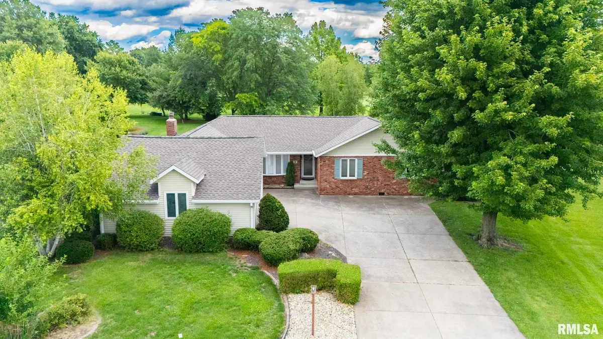 2 Winged Foot Drive, Pekin, IL 61554 - #1