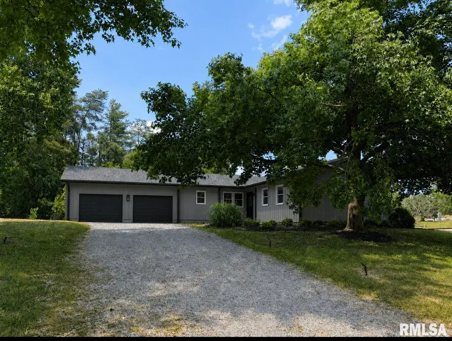 15 Pine Lane, Murphysboro, IL 62966 - #2